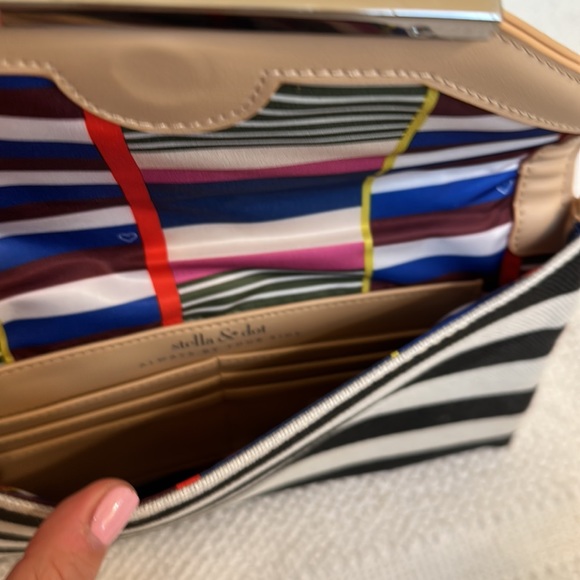 Stella and Dot neutral clutch - Picture 3 of 3